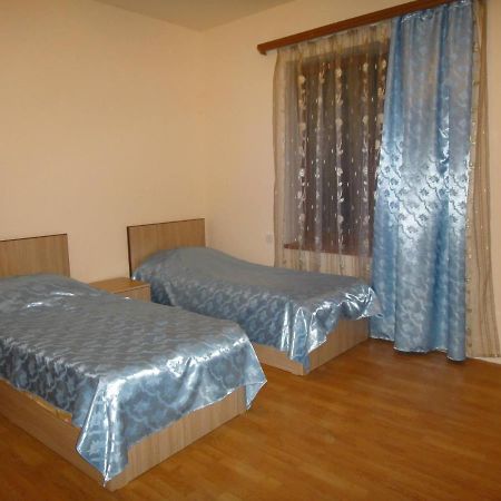 Artyomi Toon Apartment Дилиян Екстериор снимка