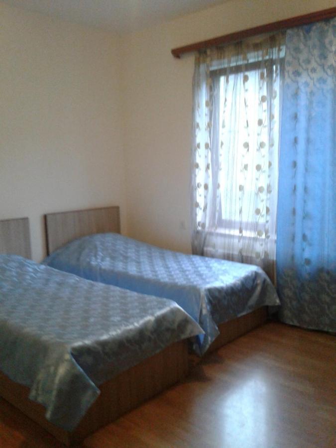 Artyomi Toon Apartment Дилиян Екстериор снимка